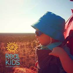 Мальчик в крутых очках Real Kids